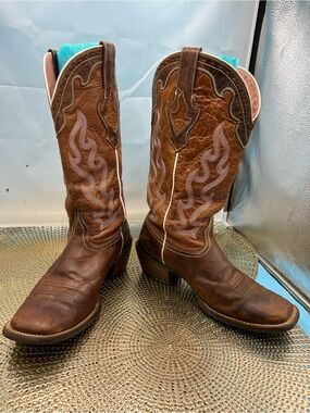 Ariat women 10 crossfire cowgirl boots